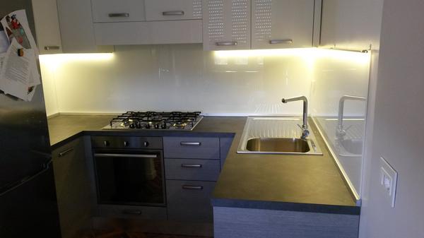 Rivestimento parete in vetro - Vetreria Allais Torino