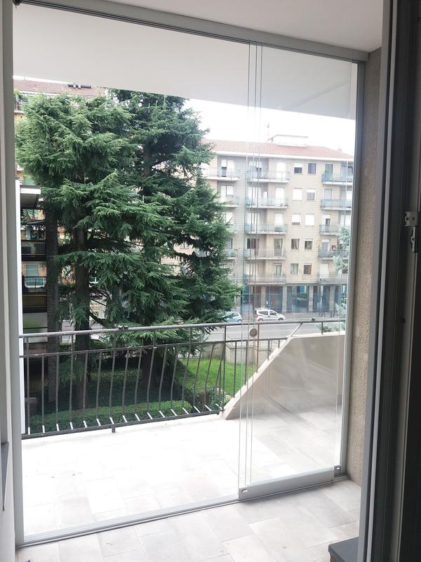 Vetrata scorrevole o porta interna in vetro - Vetreria Allais Torino