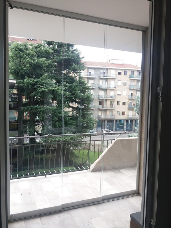 Vetrata scorrevole o porta interna in vetro - Vetreria Allais Torino
