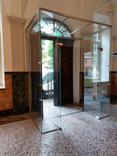 Vetrata scorrevole o porta interna in vetro - Vetreria Allais Torino
