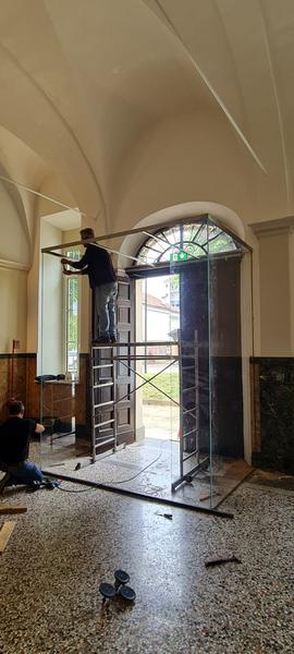 Vetrata scorrevole o porta interna in vetro - Vetreria Allais Torino